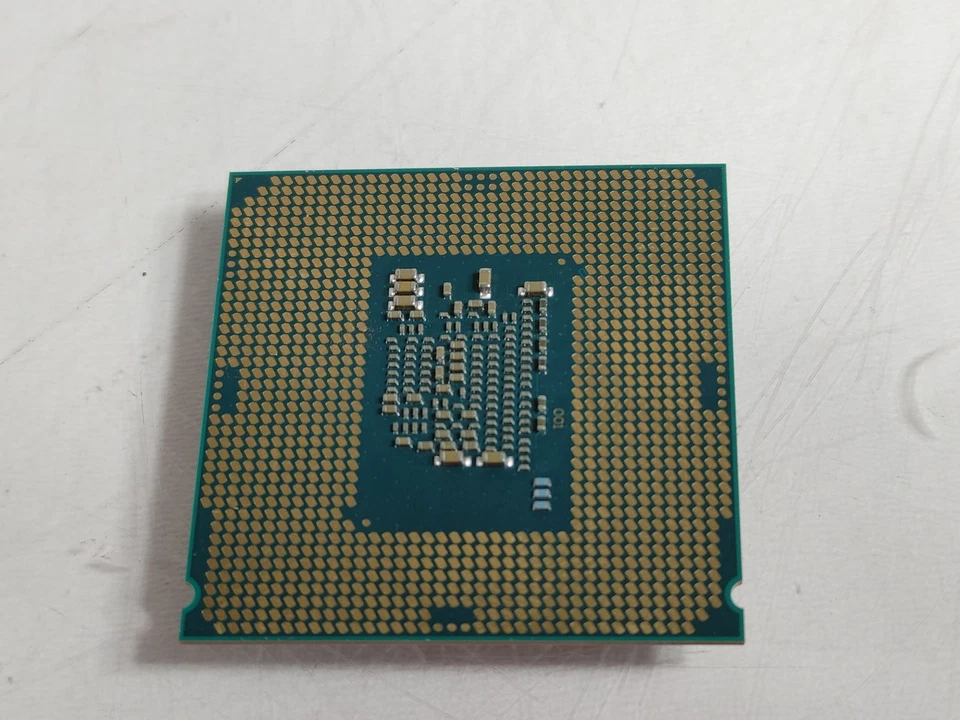 Procesador CPU de escritorio Intel Core i3-7100 3,9 GHz 8 GT/s LGA 1151 SR35C Foto 2 de 4