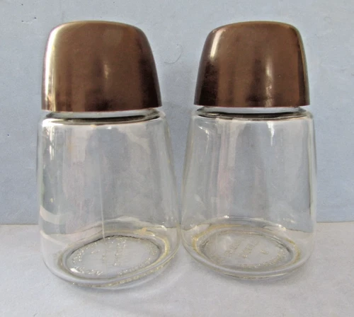 Vtg 70’s Large Salt & Pepper Shakers Clear Glass ~ Brown Lids Federal Housewares