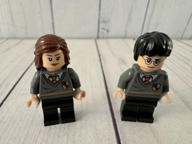 Lego # 4738 ~ Harry Potter Hagrid's Hut w/ Minifigs ~ No Instruction Manual