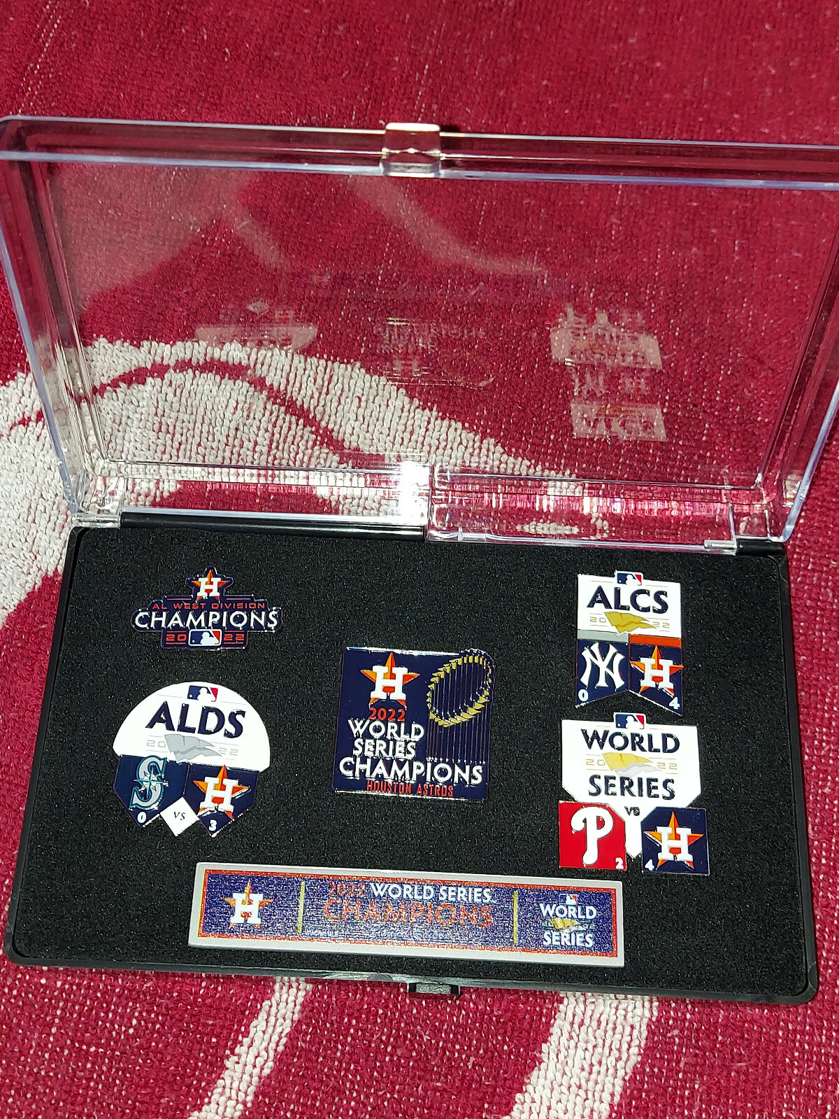 Picture 1 of 4