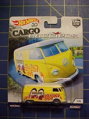 ミニカー 4R-778 TPC 1/64 VW T1 Kombi MOONEYES 1/64 HOT WHEELS CARGO CARRIERS MOON EYES VOLKSWAGEN T1 PANEL BUS