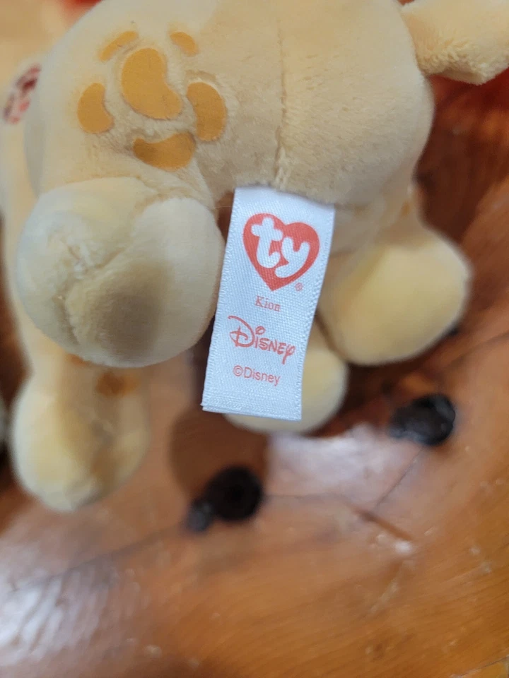 Manta Bebé Rey León Con Kion Ty - Verde Simba Bordada Joven León Cachorro Foto 3 de 4