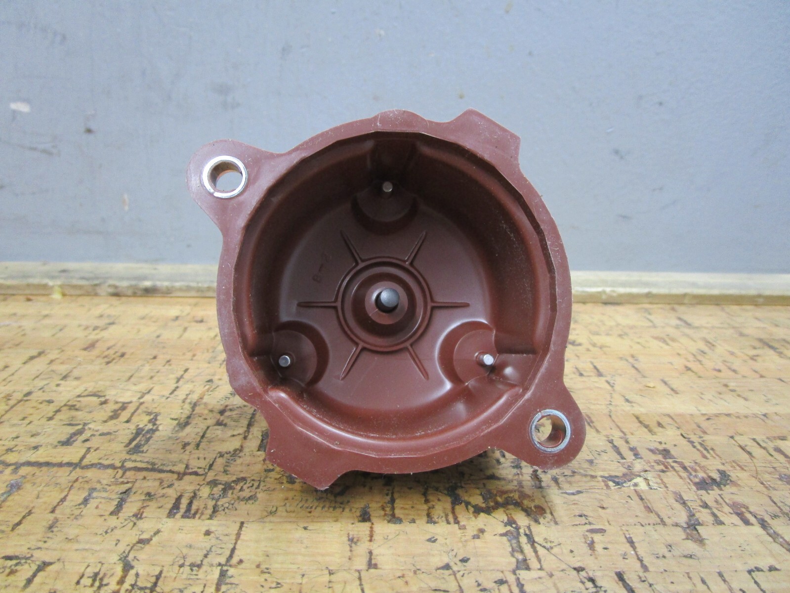 Westerbeke 37925 Genuine OEM Generator Distributor Cap for sale 