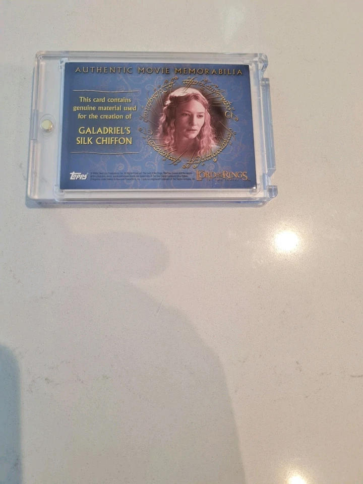 2002 Topps Lord Of The Rings Galadriel Silk Chiffon Relic Card Two Towers - Image 2 of 2