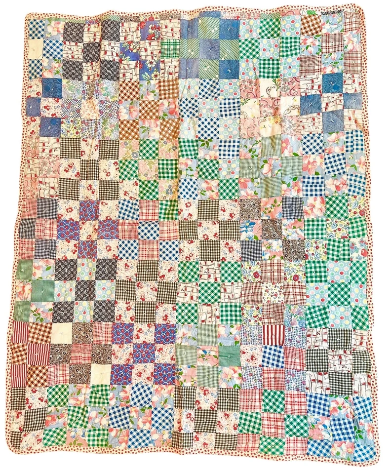 ¡Colcha para bebé hecha a mano de los años 30 con impresiones de saco de alimentación! ¡REGALO en estado limpio y utilizable! Foto 3 de 4