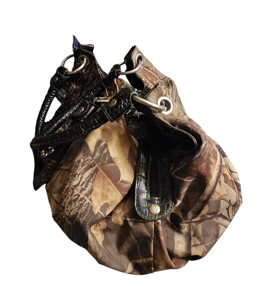 Cartera Grande Realtree Madera Dura Camuflada Flor De Lis Cierre Brillante Boho-Chic Foto 3 de 4