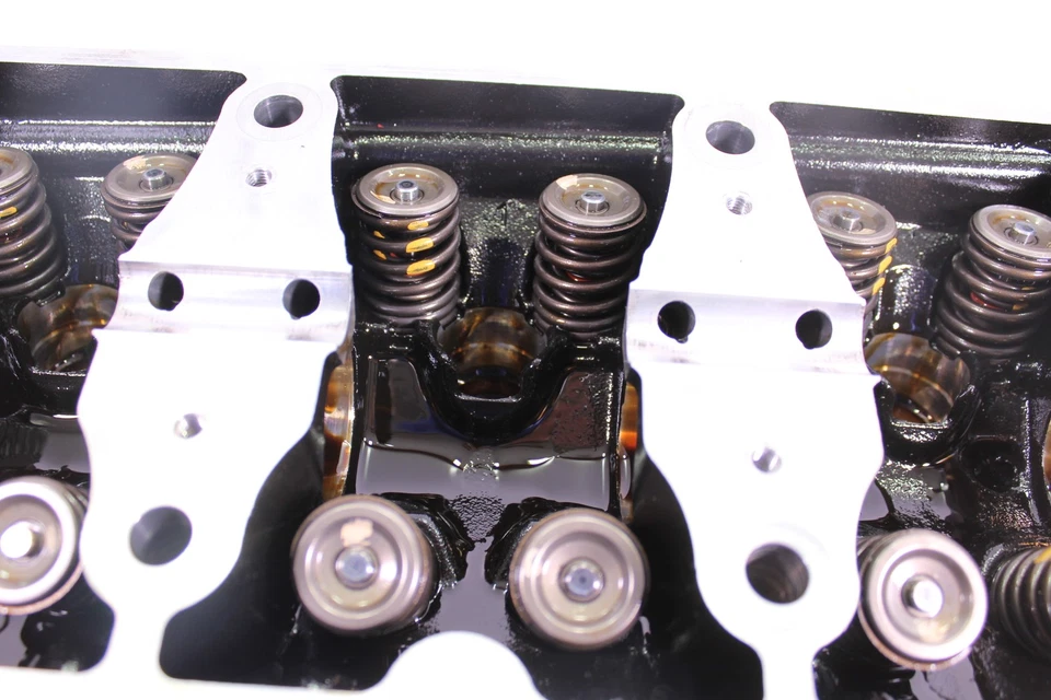2007 SEA DOO GTI 4-TEC STD CYLINDER HEAD WITH VALVES 420613978 - Image 3 of 4