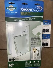 SmartDoor Electronic Pet Door PPA11-10711 for Small 4lb - 15lb Pets
