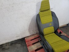 Siège Renault R6