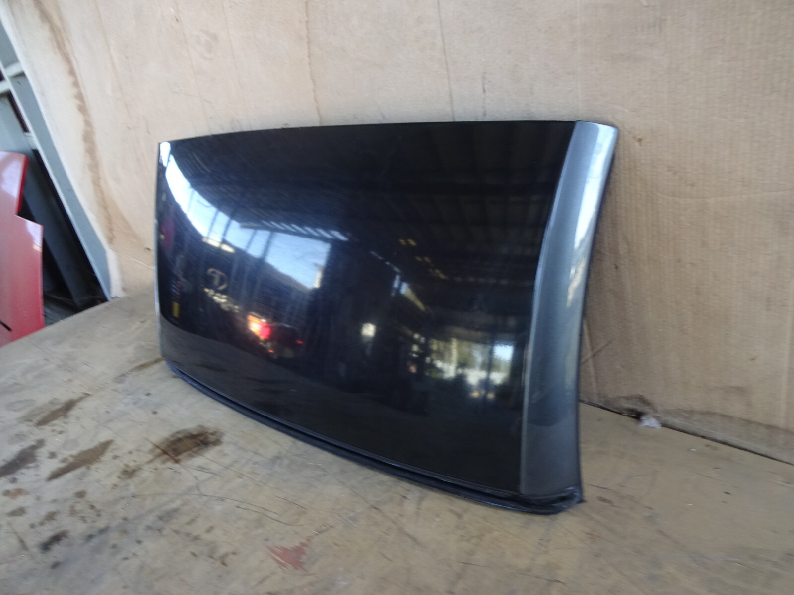Ferrari California - Front Roof Top Panel P/N 81861111