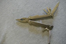 Stainless Steel Pocket Survival Multi-Tool 10 Function Knife Needle Nose Pliers