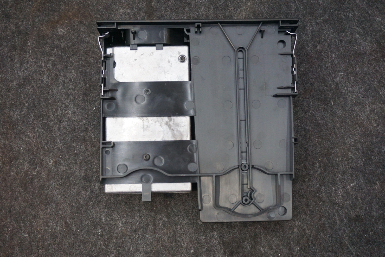 Radio Media Interface Control Module 420035785 OEM Audi R8 Type 42 2012