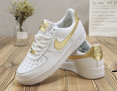 ronaldo schuhe gold