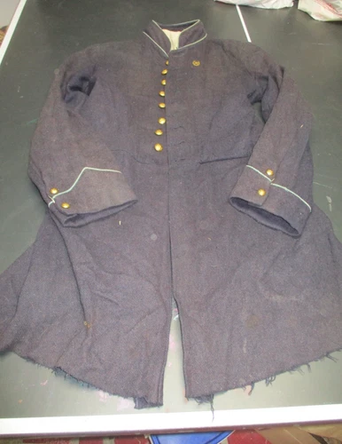 Reproduction Civil War Union Infantry Soldier's Frock Coat, Pre-owned Fair