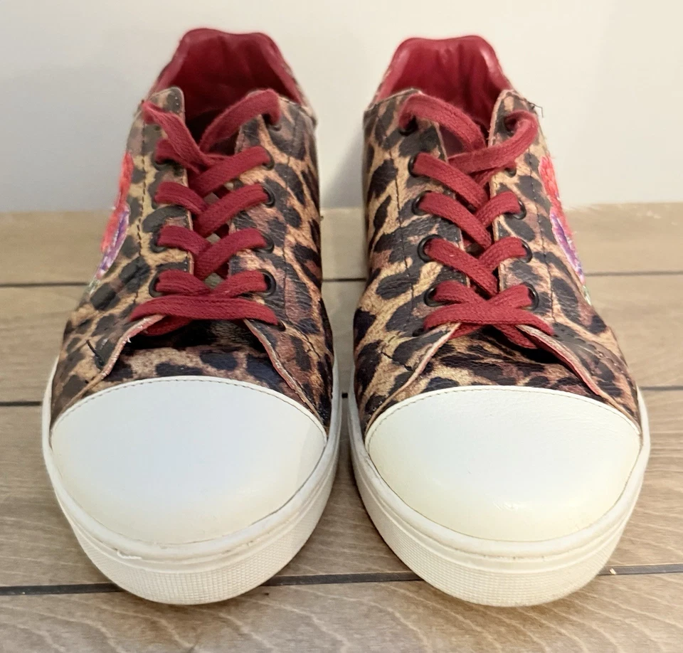Brighton Spots Sneakers Leo2 Leopard Print Floral Embroidered Size 9 Foto 3 de 4