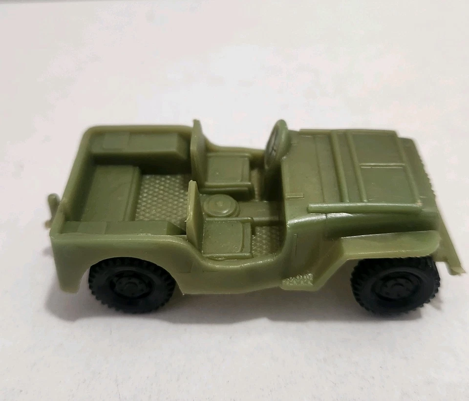 Vintage Marx Navarone Jeep WW2 Military Collectible Toy, Stretcher, Army Men Foto 3 de 4