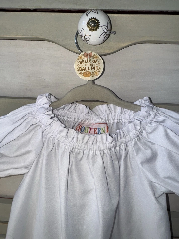 Vestido para bebé niña 12M blanco con detalles de pájaro y botón de Southern Tots Foto 2 de 4