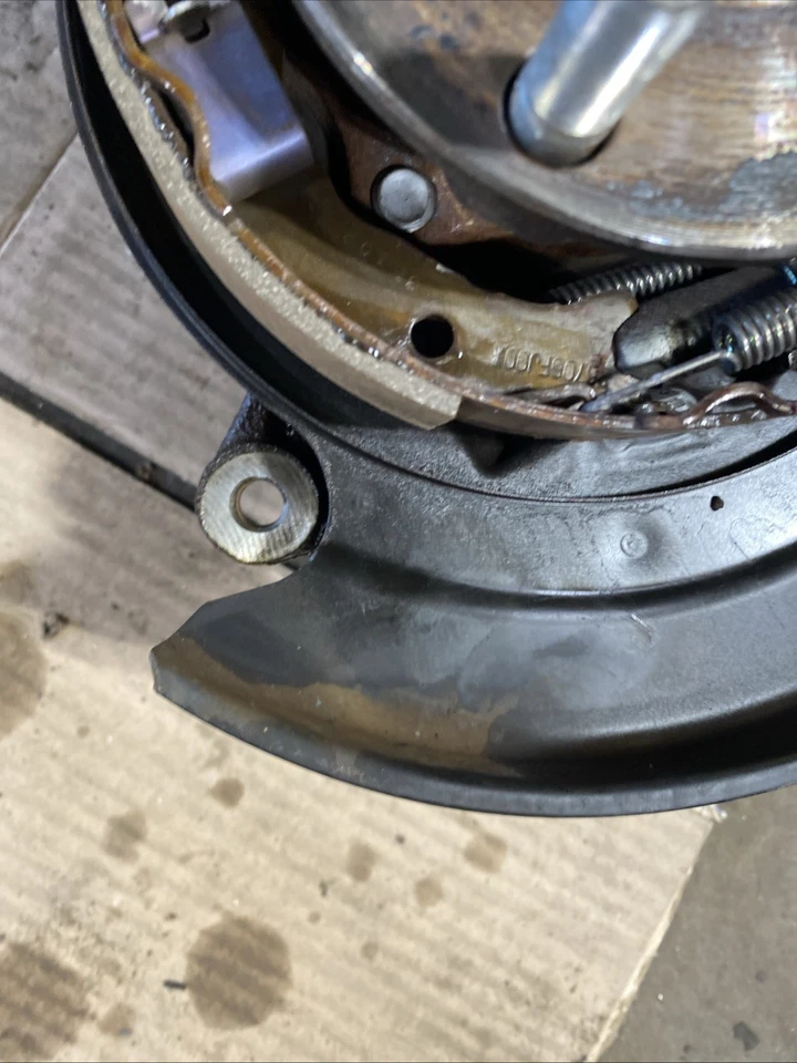 2014 2015 2016 Subaru Forester Rear Right Knuckle Spindle Abs Sensor - Image 3 of 4