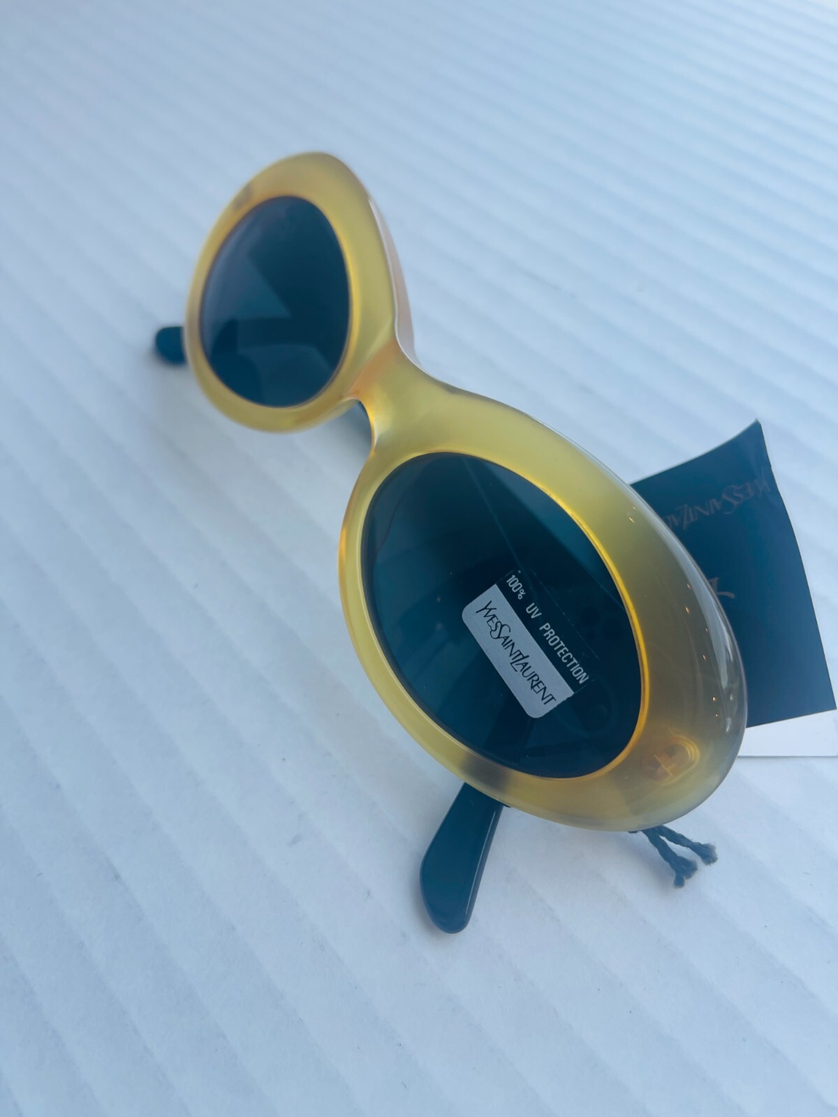 Yves Saint Laurent 6558 occhiali da sole donna vintage nuovi con etichetta montatura ovale gialla YSL