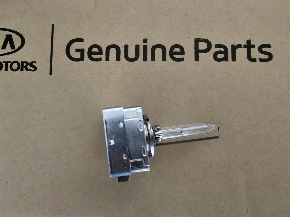 1X NEW GENUINE KIA XENON BULB D1S XENSTART Philips HID 18647-35006 - Image 3 of 4
