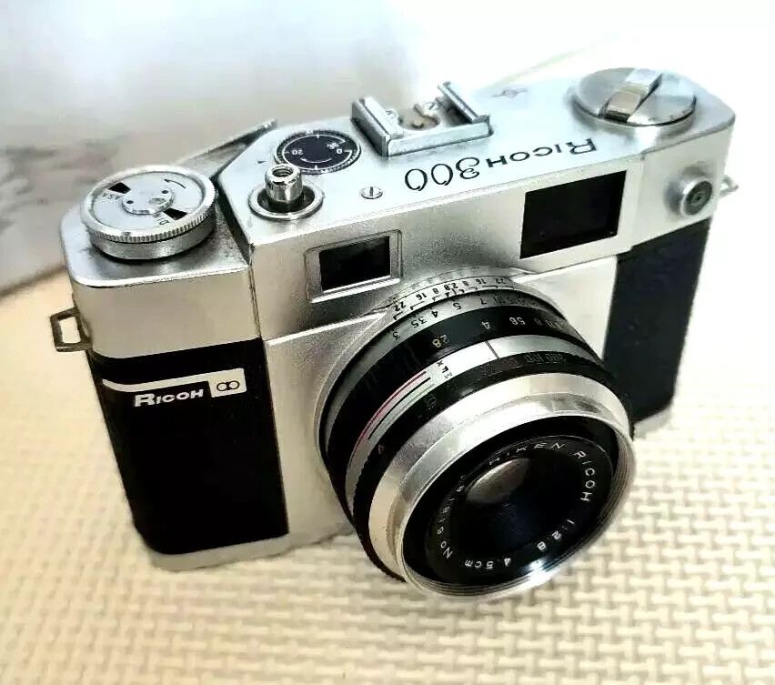 Ricoh Riken フィルムカメラ 300 Film camera RICOH 300, Riken F2.8 4.5cm [Vintage camera