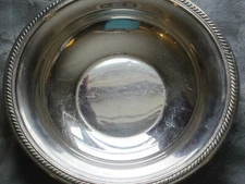 Vintage F.B. Rogers Silver plate Round Bowl fruit/candy Dish