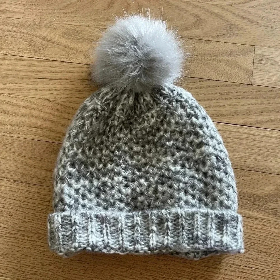 Gorro Summer & Rose jaspeado con pompón gris y crema OS Foto 4 de 4