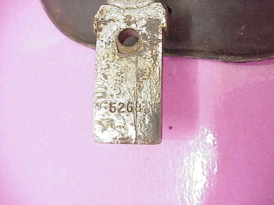 HURST 5268 GM FACTORY Shifter Stick & Boot & Knob 1967 PONTIAC GTO LEMANS - Image 3 of 4