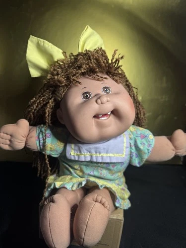 Rare Vintage 1995 Cabbage Patch Kids With Original Clothes