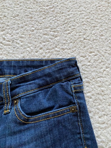 Pantalones de mezclilla recortados Gap para mujer azules talla 27 (29 x 26) - Imagen 4 de 10