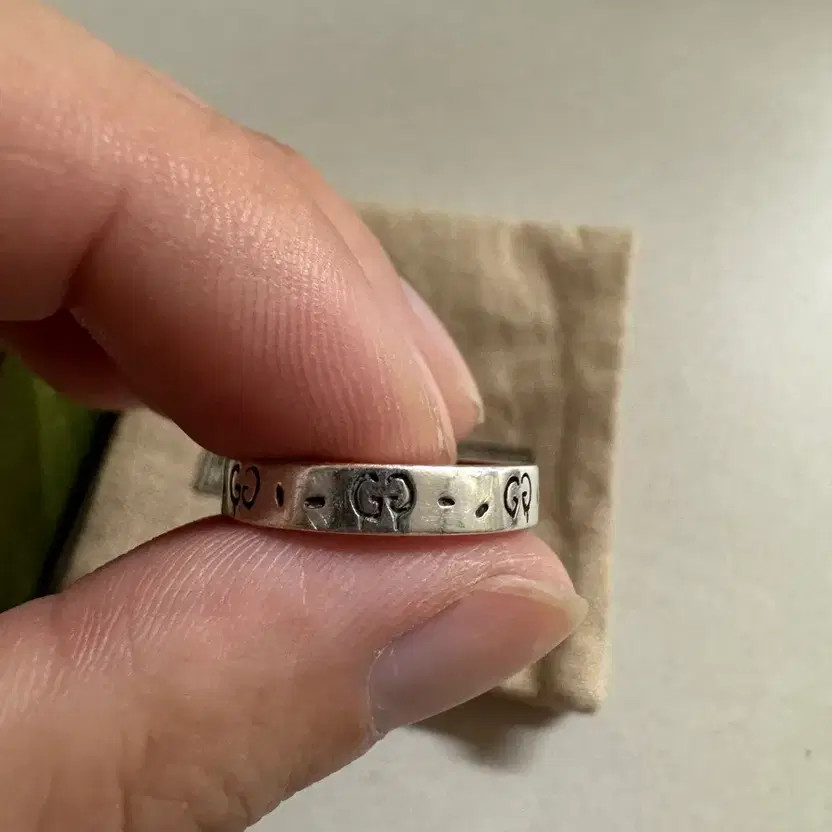 Gucci Silver Ring, 16 Size, Unique Pattern - image 1