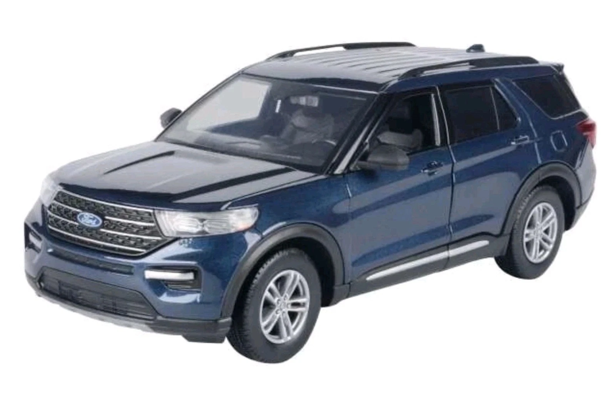 2022 Ford Explorer XLT Dark Blue Metallic 