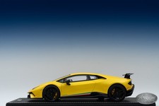 1/18 MR COLLECTION Lamborghini Performante Gloss Yellow 🤝ALSO OPEN FOR TRADES🤝