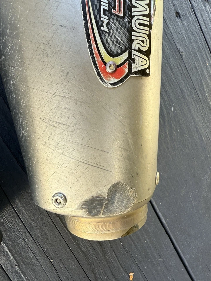 Yamaha R1 Yoshimura Alpha T 2015-25 sistema de escape 3/4 Foto 2 de 3