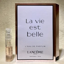 Lancome La Vie Est Belle L’eau de Parfum Sample Spray .04oz, 1.2ml New in Card