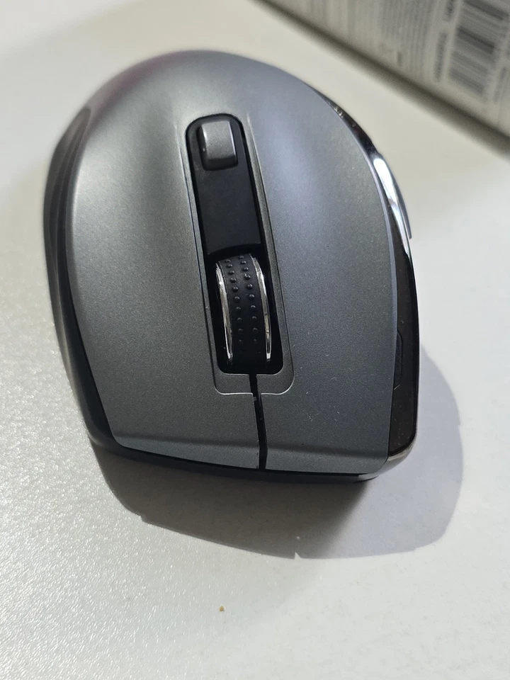 SANDSTROM [SMWLHYP15] Wireless Blue Trace Mouse - Gun Metal  - Image 3 of 4