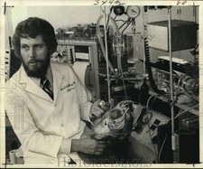 1975 Press Photo Dr. David W. Wieting, Associate Professor of Tulane University