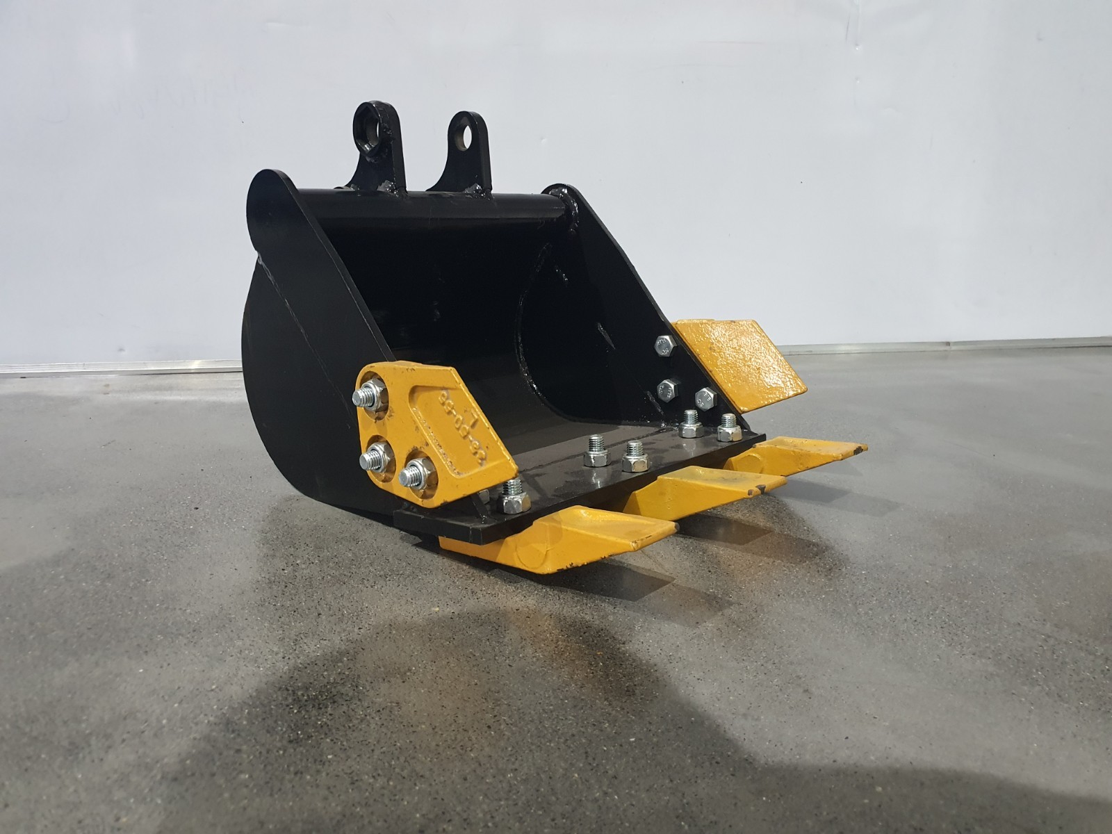 Agrotk 38CM Narrow Bucket With Teeth For KAT12 Mini Excavator Digger Attachment