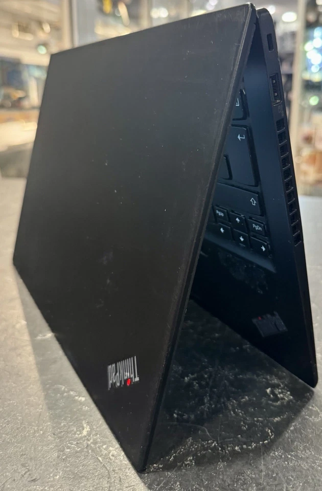Lenovo ThinkPad T495s · Ryzen 5 PRO 3500U · 8GB · 256GB, photo 4 of 5
