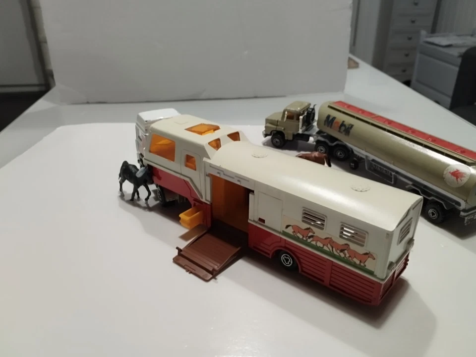 Lot, Camions Majorette 1/60  - Photo 4/4