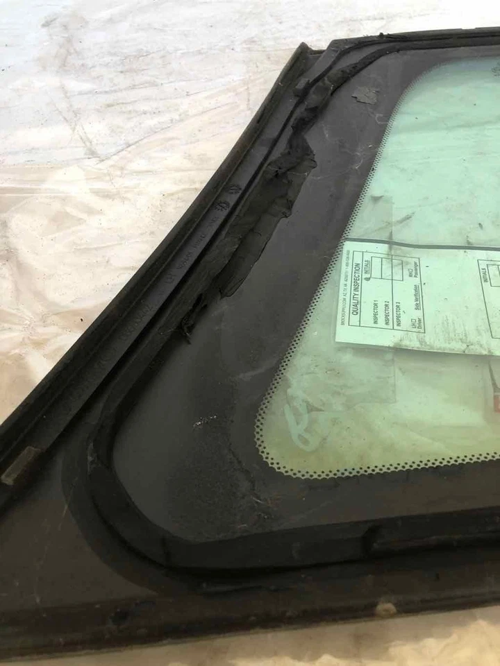 VOLVO SERIE 50 V50 T5 2005-2011 puerta trasera ventana de vidrio conductor izquierdo OEM Foto 4 de 4