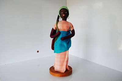 (Nr. 7) ALTE FOLKLOREPUPPE DOLL SCHWARZ BLACK AFRIKA