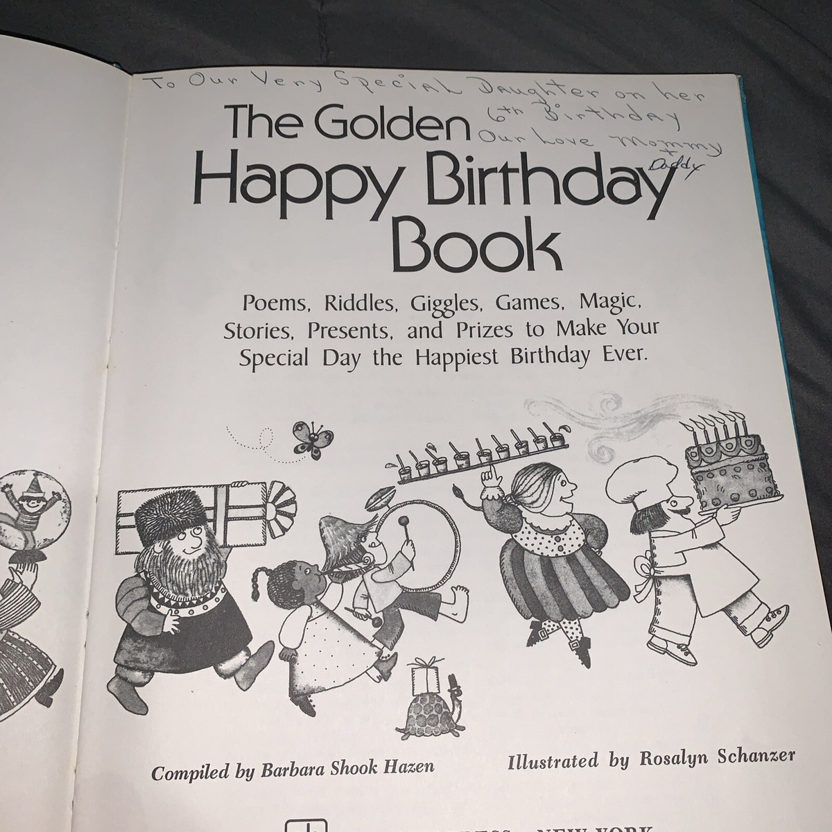 THE HAPPY BIRTHDAY BOOK 1972年 ホールマーク洋書絵本 The Golden HAPPY BIRTHDAY BOOK Barbara Shook Hazen/Rosalyn