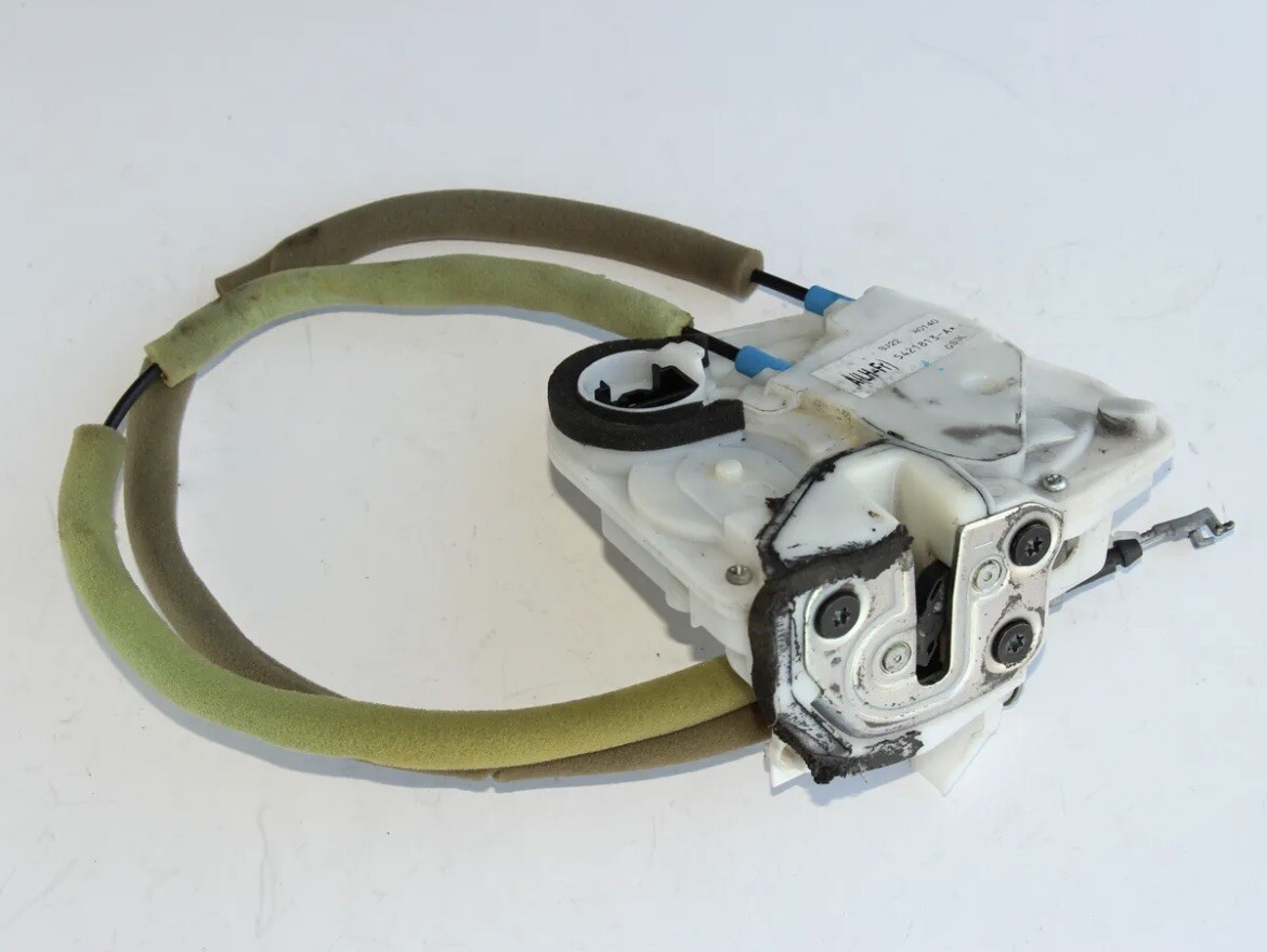 10 - 13 Mazda 3 Front Left Driver door Power Lock Latch Actuator w