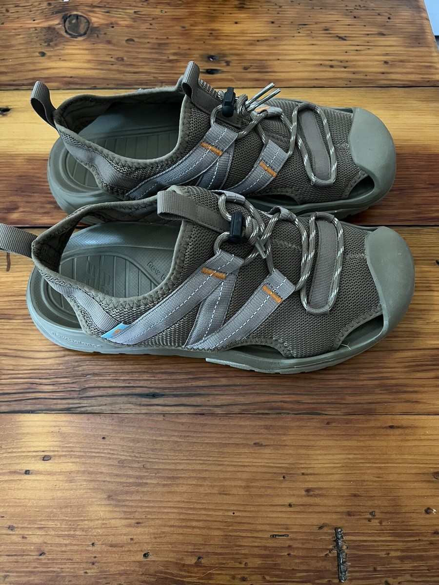 New Balance★Cove★SD4205★23-29cm★人気早期完売 スタッフが買ってみた】《韓国限定New Balance》24年SSサンダル