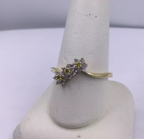 Drei Blumen gelbe und weiße Diamanten 14 Karat massiver Goldring (1063) - Bild 2 von 6