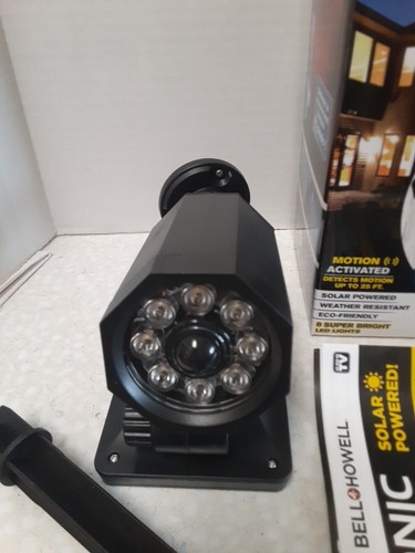 Campana + Howell Faretto Bionico LED Energia Solare Luce Sensore Movimento Esterno - Foto 2 di 7