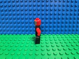 LEGO Red Techdroid 1 Minifigure sp044 6979 6915 6901 UFO CMF Lot Space Vintage