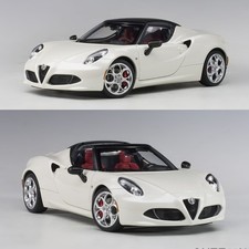 AUTOart 1/18 Alfa Romeo 4C SPIDER Car Model Bianco Trofeo White