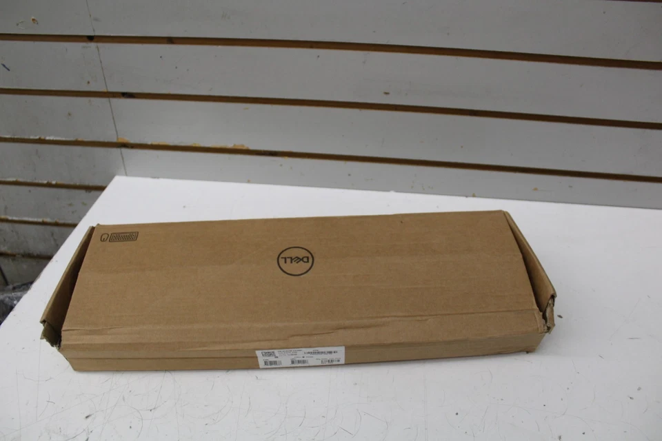 Dell Pro Keyboard and Mouse KM5221W - Wireless, 2.4 GHz, USB Receiver - White - Image 4 of 4